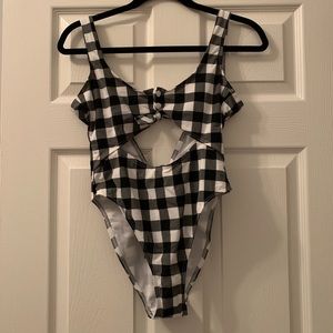 Nasty Gal Swim - NastyGal Gingham CutOutHighCut One Piece Swimsuit Nasty Gal Swim - NastyGal Gingham CutOutHighCut One Piece Swimsuit